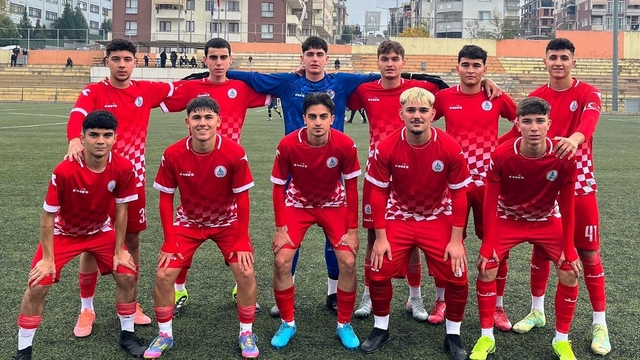 Başiskele Belediyespor ve Körfez Gençlerbirliği berabere kaldı