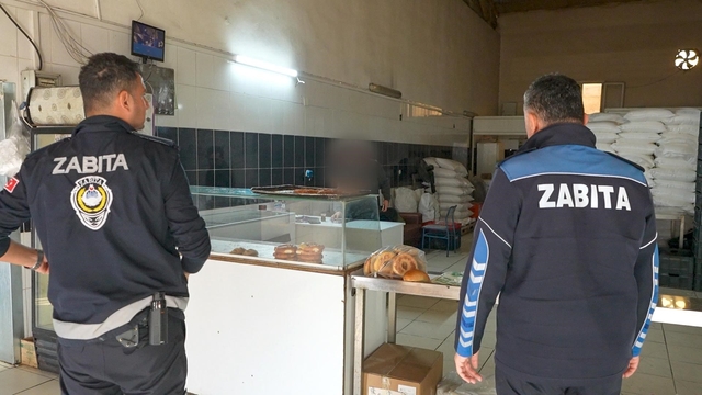 Tarsus'ta okul kantinlerine ürün veren imalathane hijyen ihlali nedeniyle mühürlendi