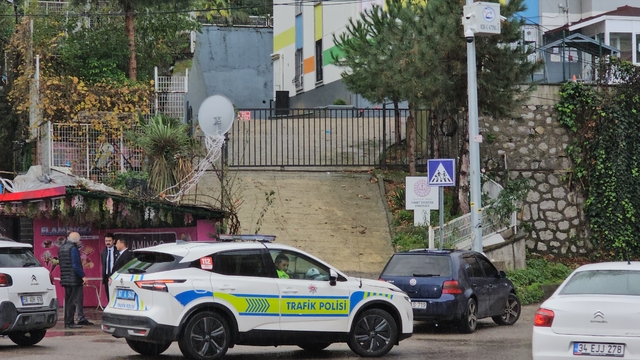 Zonguldak'ta kamyonetin çarptığı 4 yaşındaki çocuk öldü