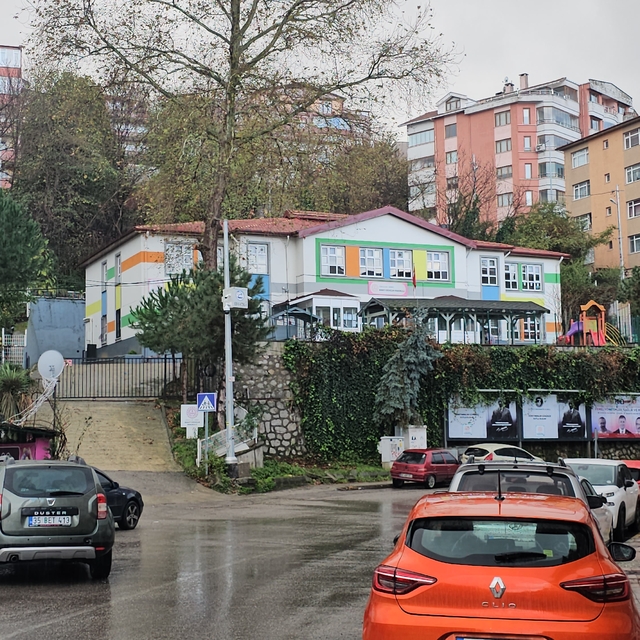 Park halindeyken hareket eden kamyonetin çarptığı anaokulu öğrencisi Sarp,...