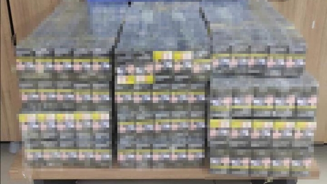 Siirt'te bir araçta bin 800 adet kaçak sigara ele geçirildi