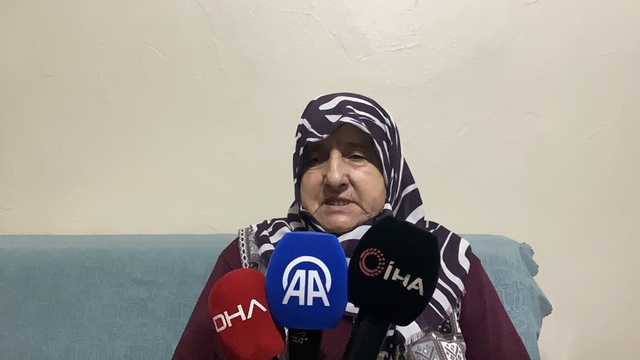 Bursa'da 96 saatlik bekleyiş...
Mudanya'da kıra ot toplamaya diye giden ve kendisinden haber alınamayan 80 yaşındaki Mustafa Abi'nin yakınları konuştu:
"Daha önce de üç kez kaybolmuştu, bu kez süre çok uzayınca endişemiz arttı"