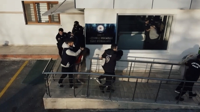 Konya merkezli 21 ilde dolandırıcılık operasyonu: 26 tutuklama