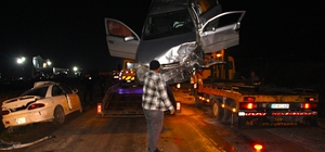 Amasya'da iki otomobil kafa kafaya çarpıştı: 8 yaralı