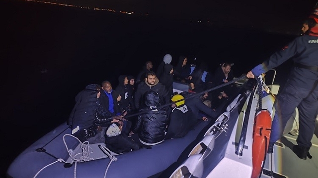 Aydın'da 31 düzensiz göçmen kurtarıldı