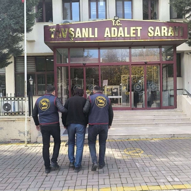 Kütahya'da çeşitli suçlardan aranan 115 şahıs yakalandı