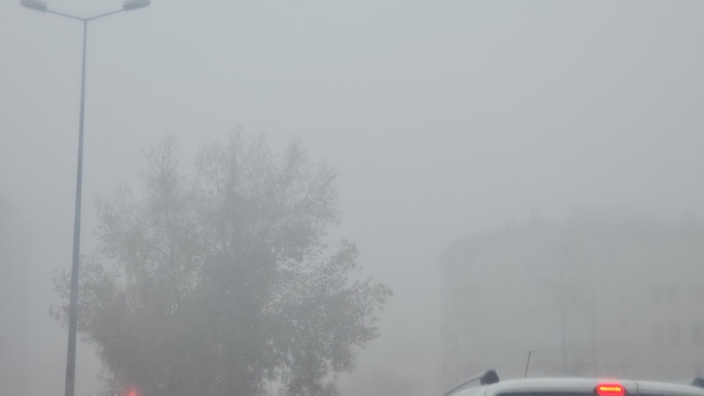 Kayseri'de sis görüş mesafesini düşürdü