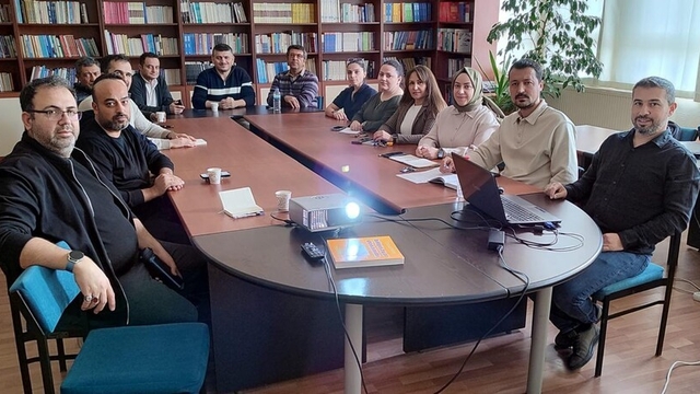 Hisarcık MYO'da "Bologna Bilgi Paketi ve Ders Tanım Formu Hazırlama" konulu eğitim