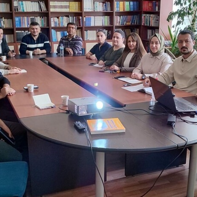 Hisarcık MYO'da "Bologna Bilgi Paketi ve Ders Tanım Formu Hazırlama" konulu...