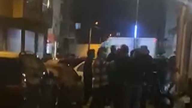 Bolu'da sokak ortasında kavga: Taraflar güçlükle ayrıldı