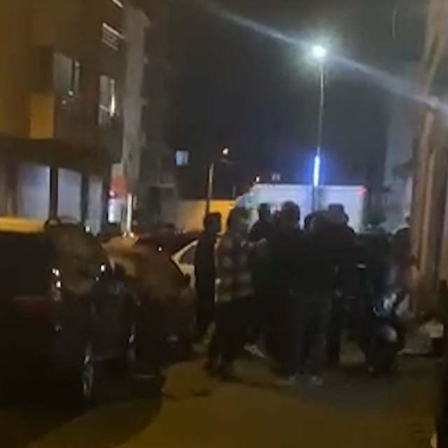 Bolu'da sokak ortasında kavga: Taraflar güçlükle ayrıldı