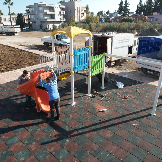 Akdeniz'de bir park daha yenilendi