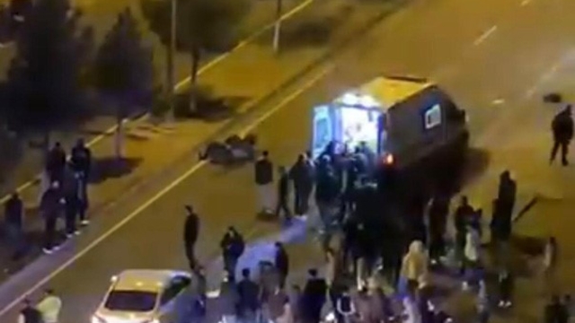 Diyarbakır'da araç ile motosiklet çarpıştı: 1 yaralı