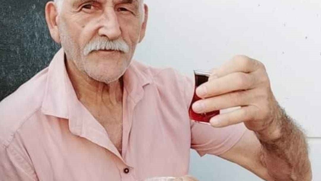 Cinayet sanığı, ağırlaştırılmış müebbet kararını "Sağ ol" diyerek karşıladı
"Öldürdüğüm yapay zeka" diyen sanığa ağırlaştırılmış müebbet