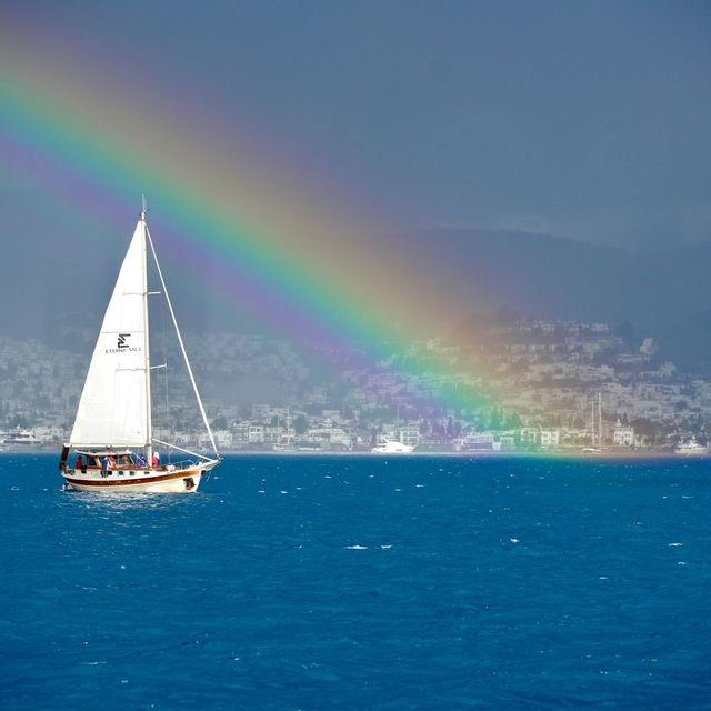 10'uncu yılda tırhandil rüzgarı Bodrum'da esti