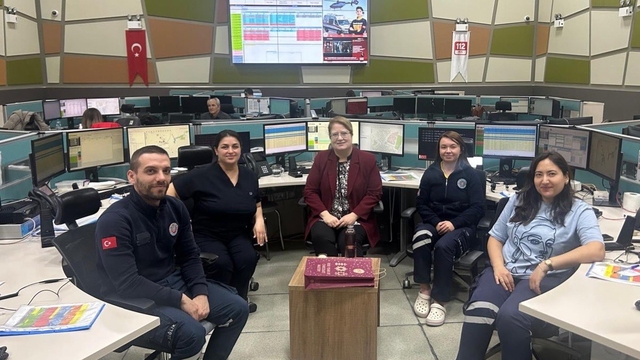 Kırklareli Sağlık Müdürü Cerit, 112 Komuta Kontrol Merkezini ziyaret etti