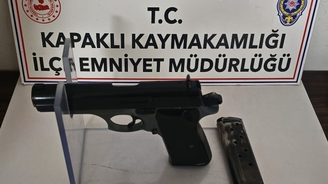 Tekirdağ'da 2 ruhsatsız tabanca ele geçirildi