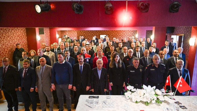 Kırklareli Valisi Turan muhtarlarla bir araya geldi