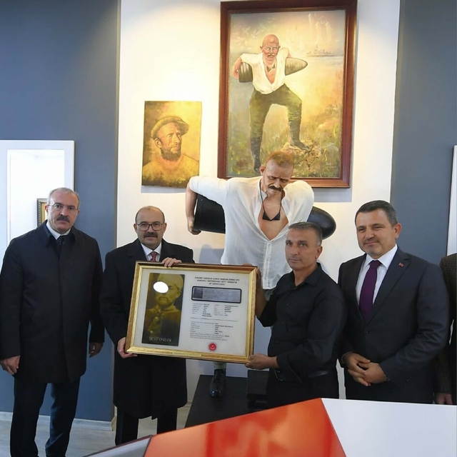 Seyit Onbaşı'ya ait yeni belge ve fotoğraf gün yüzüne çıkarıldı