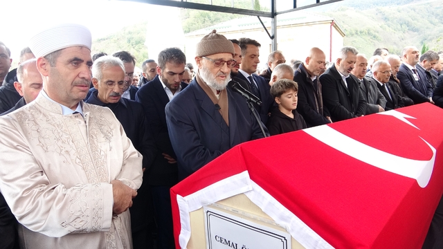 Giresun, eski Milletvekili Cemal Öztürk'e veda etti