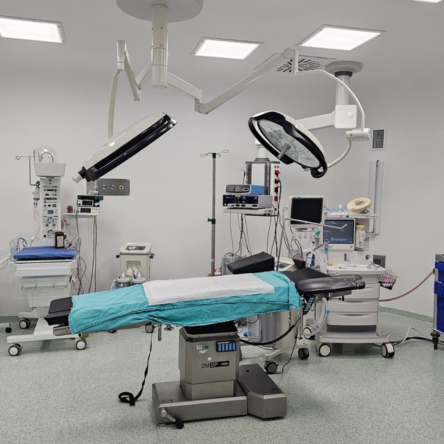 Niğde Ömer Halisdemir Hastanesi'nde ameliyathaneler yeni alanda hizmete baş...