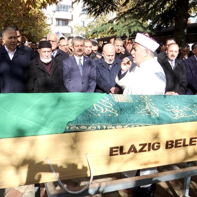 Bakan Yardımcısı Aktaş'ın annesi, toprağa verildi