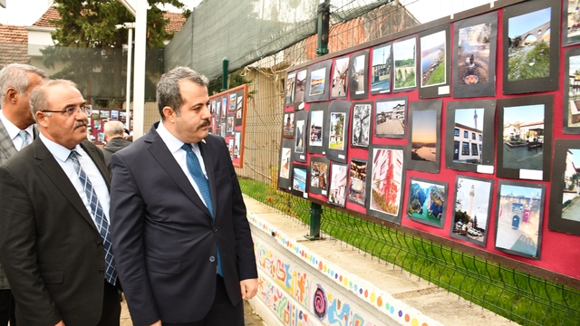 Öğrencilerin gözünden çekilen fotoğraflar sergilendi