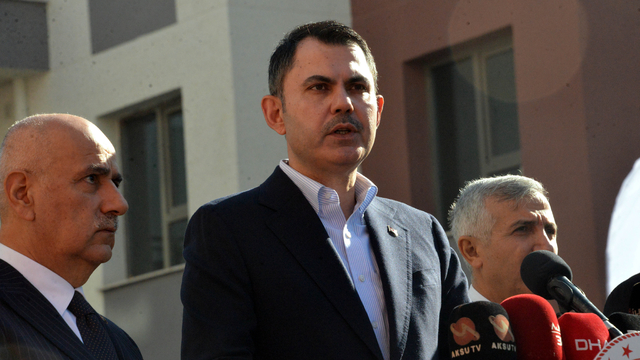 Bakan Kurum: 11 ilimizin tamamında artık son tuğlalar koyuluyor