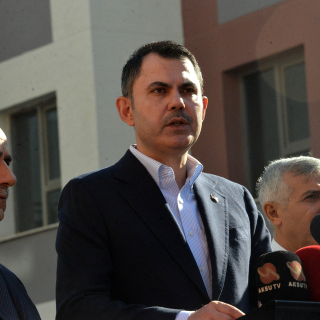 Bakan Kurum: 11 ilimizin tamamında artık son tuğlalar koyuluyor