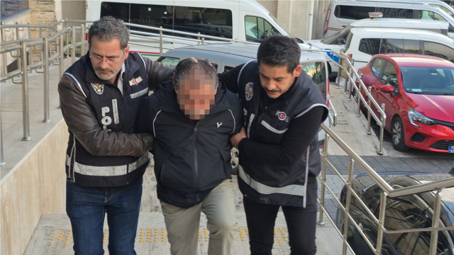 Üfürükçülük yöntemiyle dolandırıcılık yaptığı iddia edilen şüpheliye gözaltı