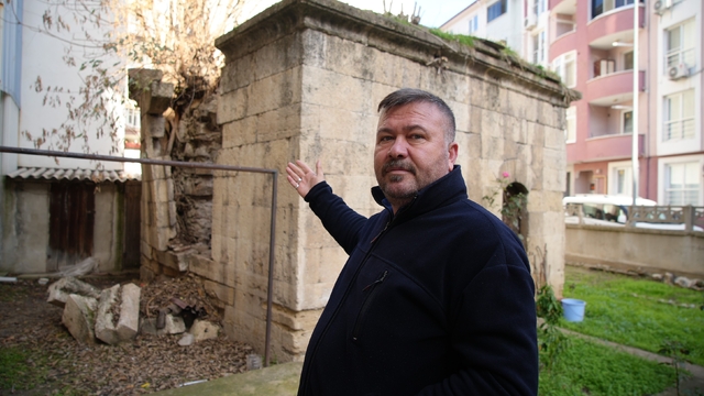 Edirne'de tarihi türbe restore edilmeyi bekliyor