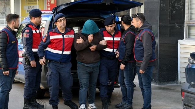 Aydın'da 14 yıldır aranan hükümlü sahte kimlikle yakalandı