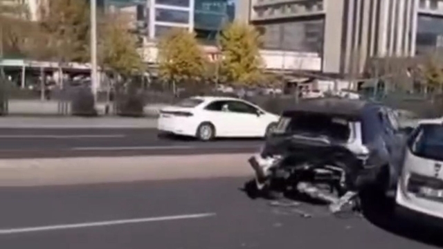 Aracıyla seyir halindeyken kalp krizi geçirip, öldü