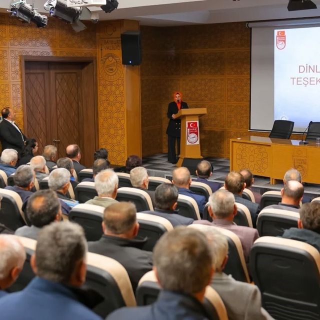 Bayburt'ta 'Muhtar Akademisi Eğitim Programı' düzenlendi