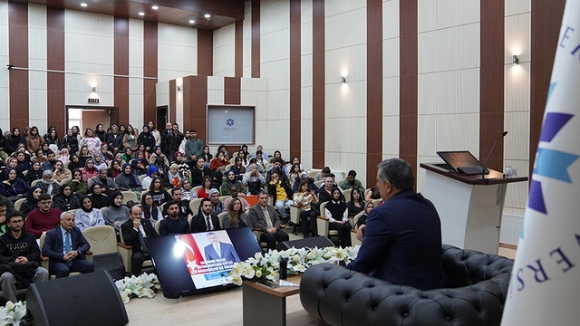 Erzurum Valisi Mustafa Çiftçi, Erzurum Teknik Üniversitesi öğrencileri ile buluştu
