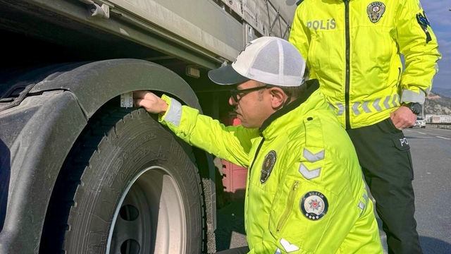 Bilecik trafiğinde kış lastiği denetimi