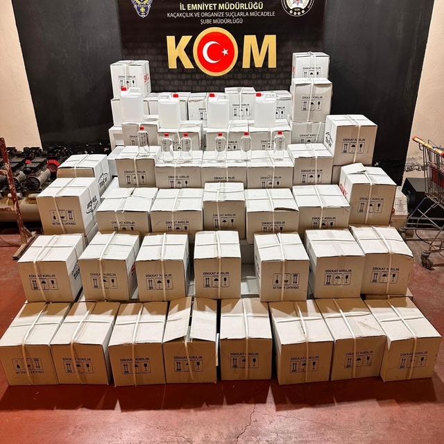 Bursa'da bin 200 litre etil alkol ele geçirildi