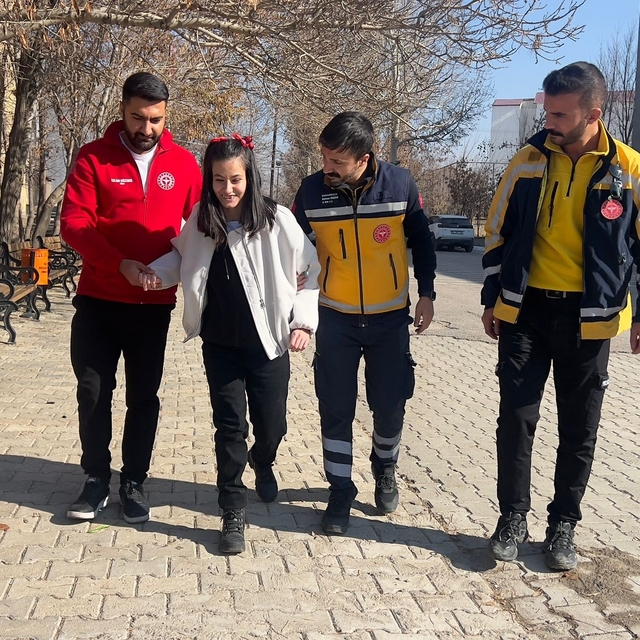 Hakkari'de sağlık ekipleri, Yelda'nın hayalini gerçekleştirdi