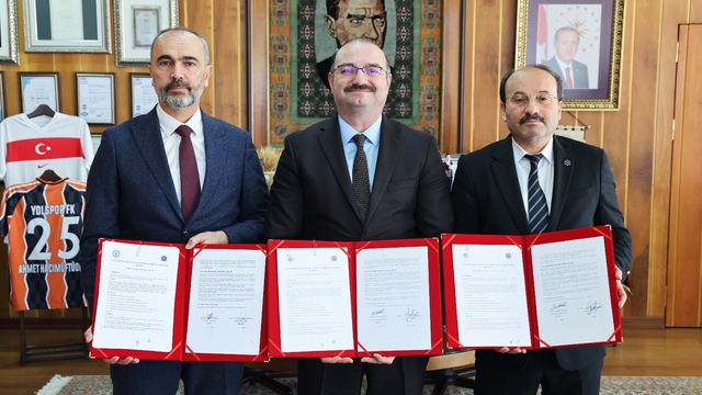 Bölgesel gelişime katkı sunacak iş birliği protokolü için imzalar atıldı