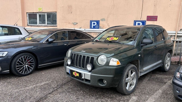 Tunceli'de gümrük kurallarını ihlal eden şahıslara operasyon: 7 araç ele geçirildi