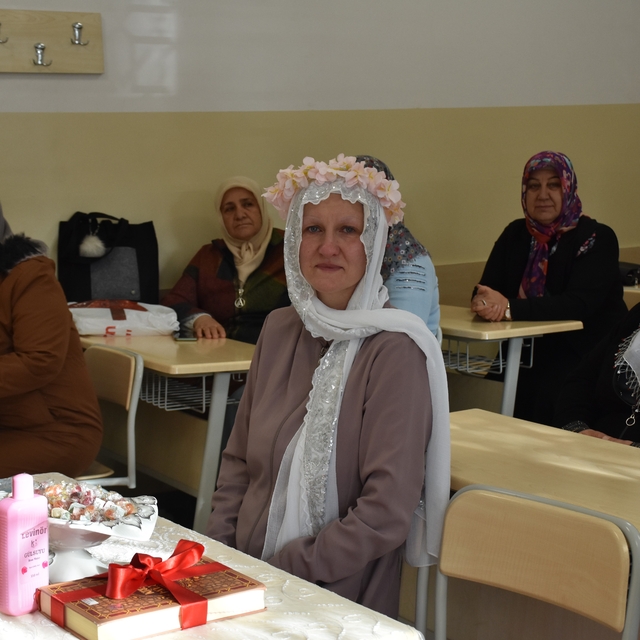 Alman kadın, Kur'an-ı Kerim'den etkilenip Müslüman oldu