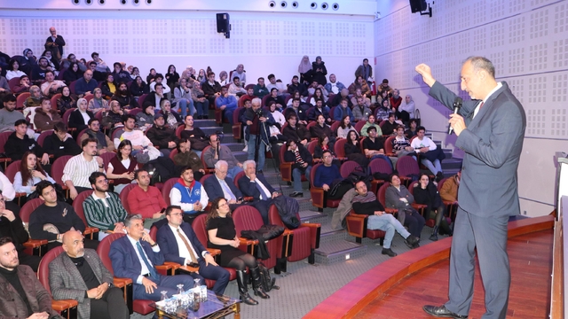 'Uzay sektörü 650 milyar dolar seviyesinde'