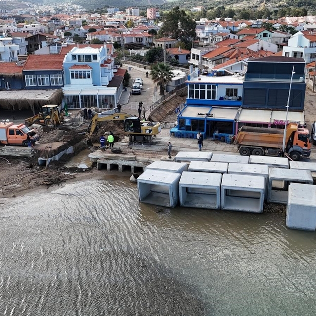 Foça'da sel ve taşkın felaketine gecikmeli tedbir