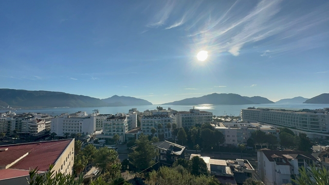 Marmaris'te küçük oteller satışa çıktı
GETOB Başkanı Aygün: "Masraflardan kaçan oteller satış listesinde yer alıyor"