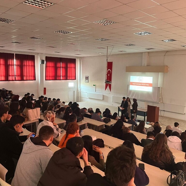 Hisarcık MYO'da "Kadına Yönelik Şiddetle Mücadele" konulu eğitim