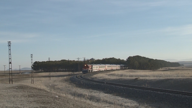 Türkiye'nin gözde rotası: Turistik Doğu Ekspresi'ne ilgi çığ gibi büyüyor
Kars Turizm Birliği Başkanı Halit Özer:
"Turistik Doğu Ekspresi'ne yoğun ilgi var"
