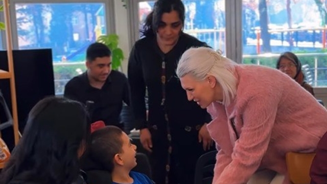 Başkan Subaşı'ndan +1 Mutluluk Kafe çalışanlarına özel ziyaret