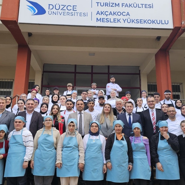 Özel yürekler engelsiz pizza atölyesinde