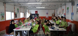 Minikler, bilimin renkli dünyasına adım attı