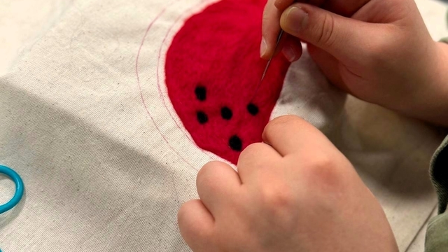 SUBÜ öğrencileri keçe üretimini deneyimledi